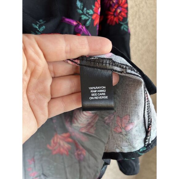 Torrid Twill Smocked Button Front Tunic - Size 3X - Multicolored - Picture 9 of 10